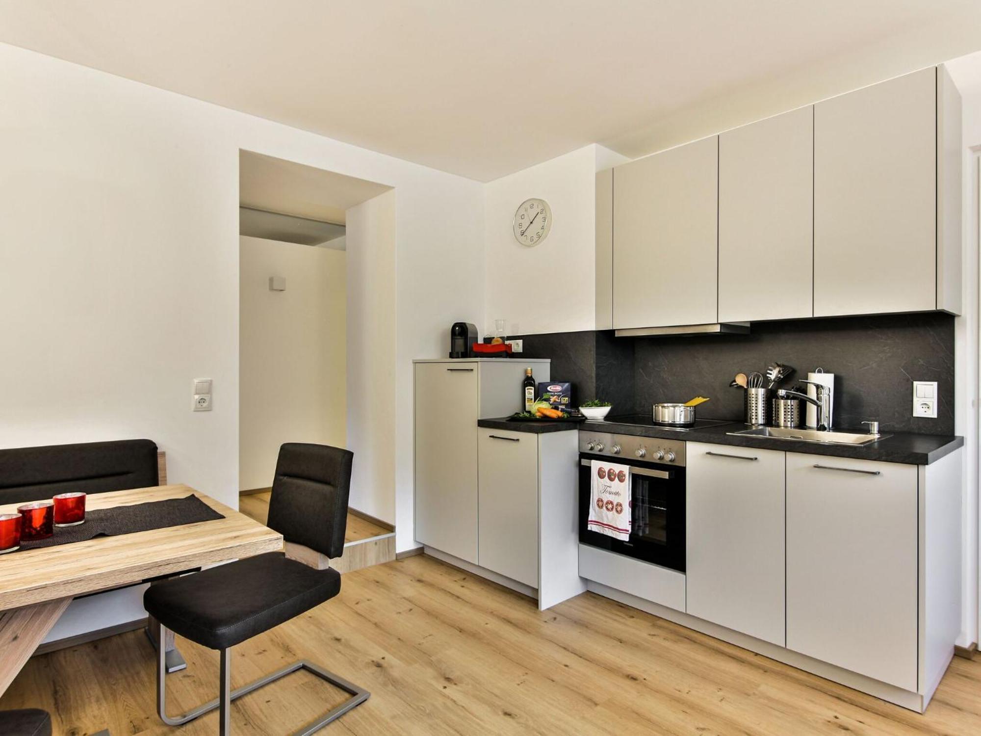 Elegant Apartment In Inzing With Terrace Exterior foto
